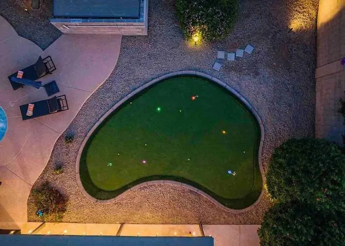 Luxury Scottsdale Retreat Heated Pool And Mini Golf