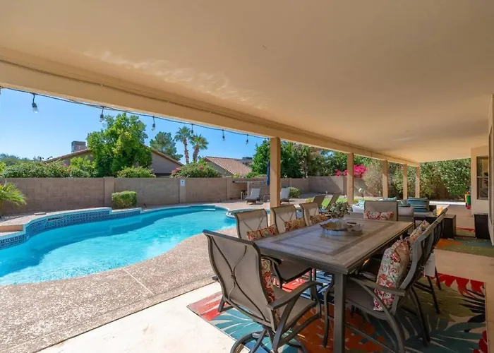 Luxury Scottsdale Retreat Heated Pool And Mini Golf *