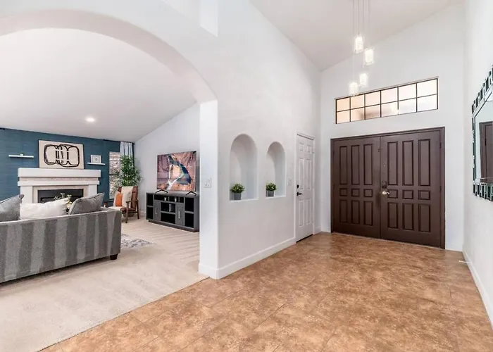 Luxury Scottsdale Retreat Heated Pool And Mini Golf Ferienhaus *