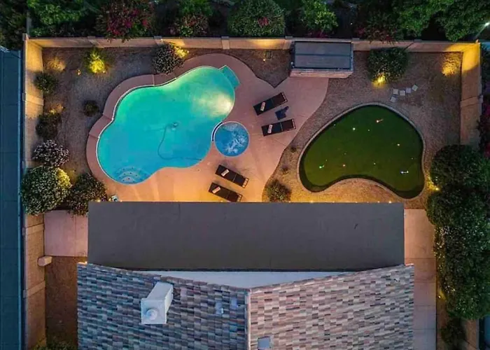 Luxury Scottsdale Retreat Heated Pool And Mini Golf Ferienhaus