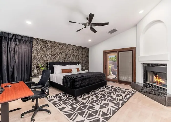 Luxury Scottsdale Retreat Heated Pool And Mini Golf Phoenix