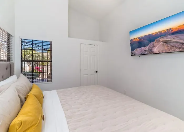 Luxury Scottsdale Retreat Heated Pool And Mini Golf Phoenix