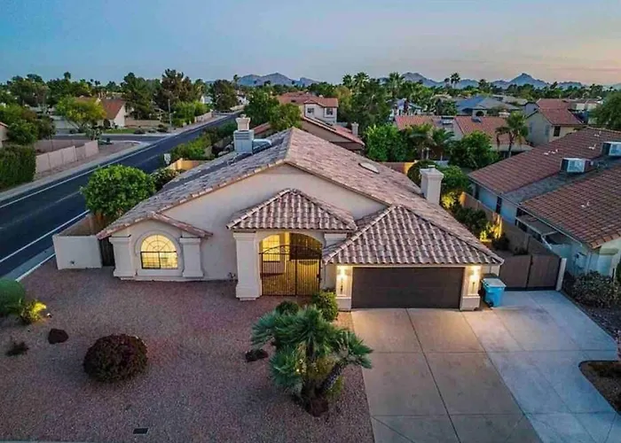 Luxury Scottsdale Retreat Heated Pool And Mini Golf Ferienhaus